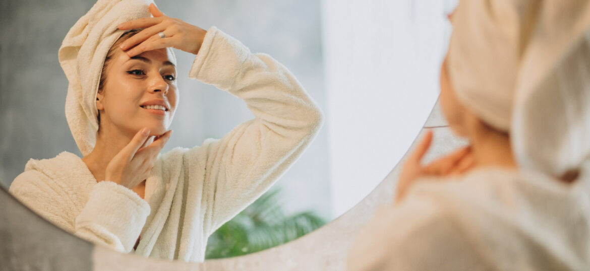 hydrelaia (2) hydrelaia (2)